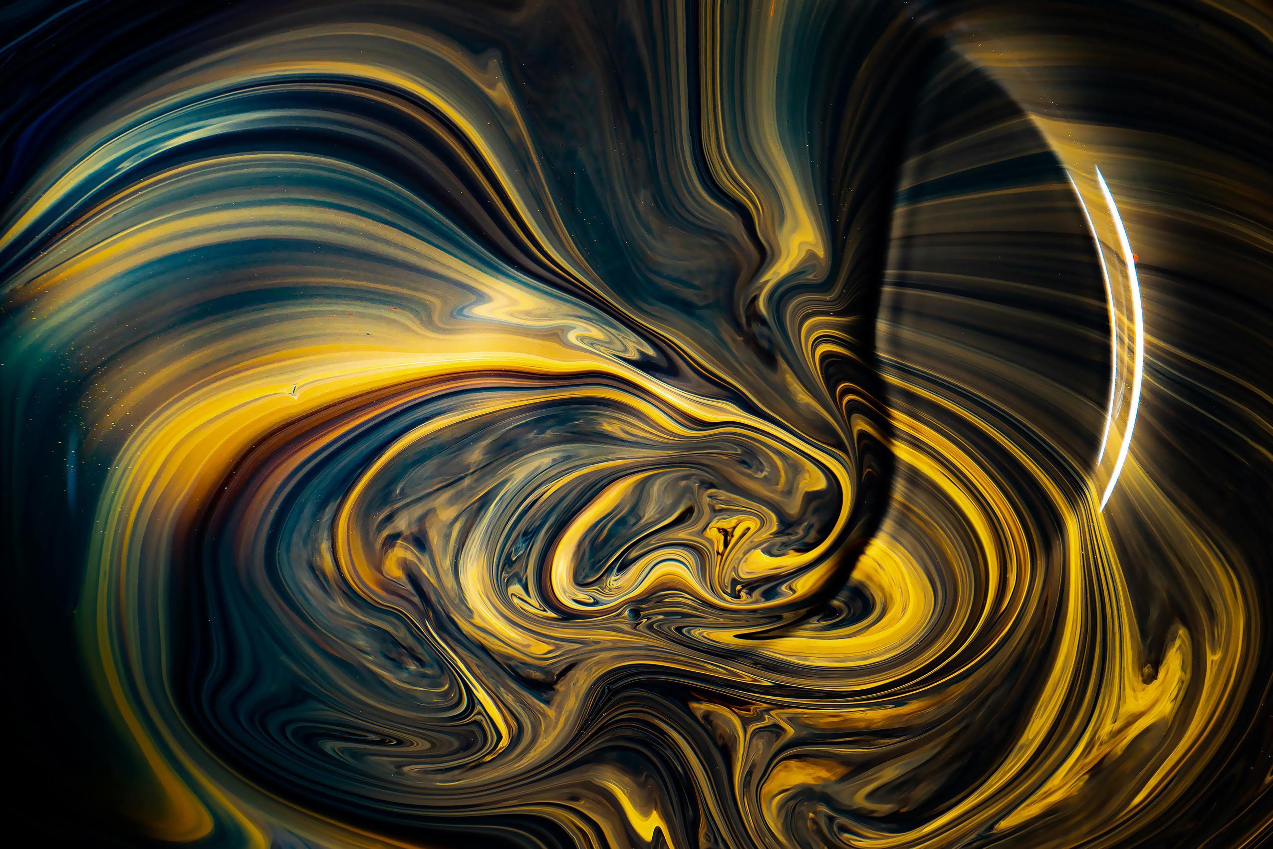 Golden Abyss Swirl